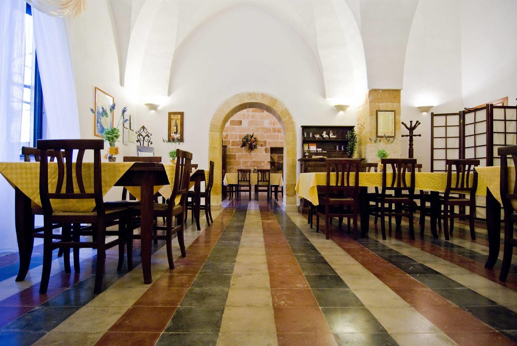 Masseria Mazzetta Salento Corte Del Falconiere