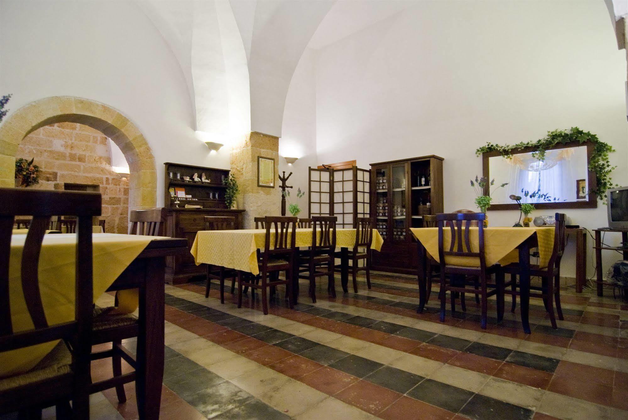 Masseria Mazzetta Salento Corte Del Falconiere Frühstückspension