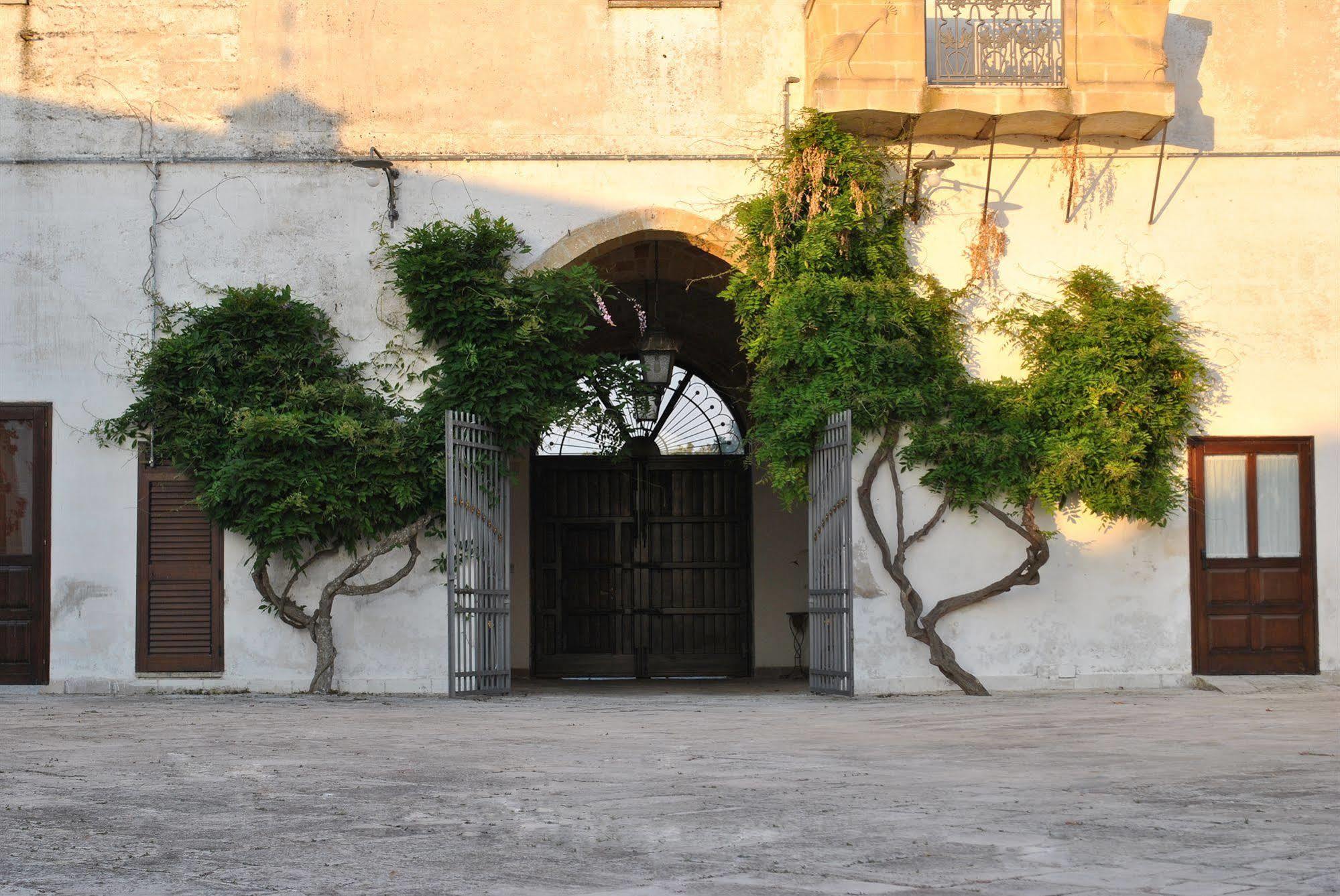 Masseria Mazzetta Salento Corte Del Falconiere Salice Salentino
